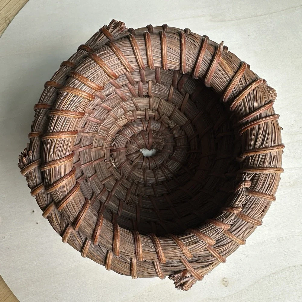 Vintage Handcrafted Coiled Brown Pine Needle Basket‎ 4.25 Inch Knobby Textured